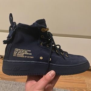 Navy utility  Nike Air Force 1.